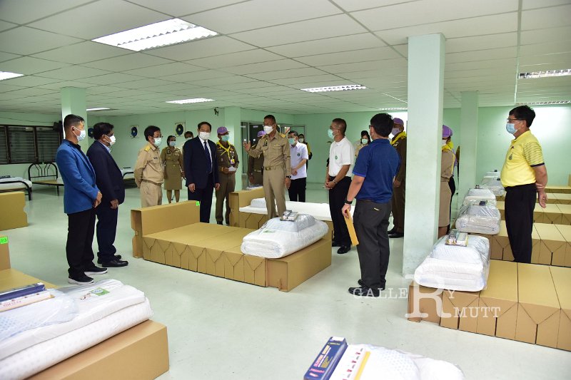 20210426-Governor inspects field hospitals-127.JPG